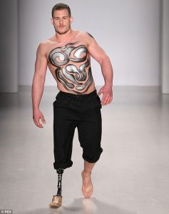 25B94F2300000578-2955283-British_personal_trainer_Jack_Eyers_became_the_first_male_ampute-m-2_1424077160850