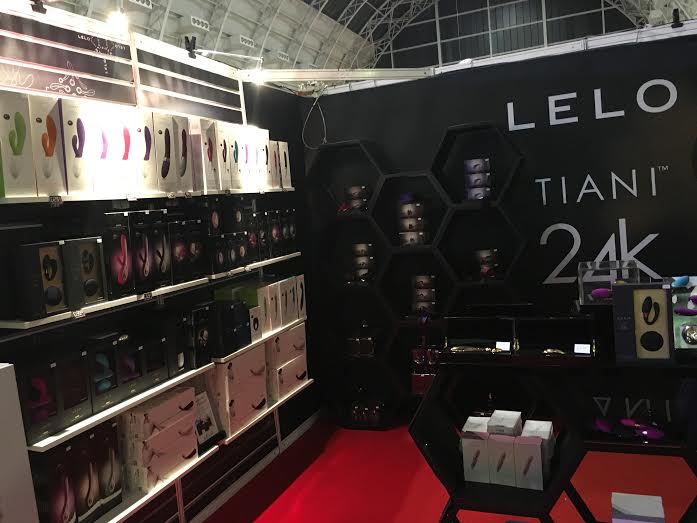 lelo-sexpouk-simplyoloni